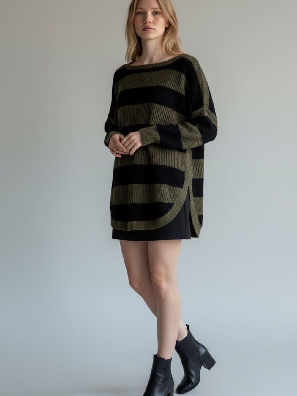 Express Green & Black Striped Knit Tunic Sweater Size Small